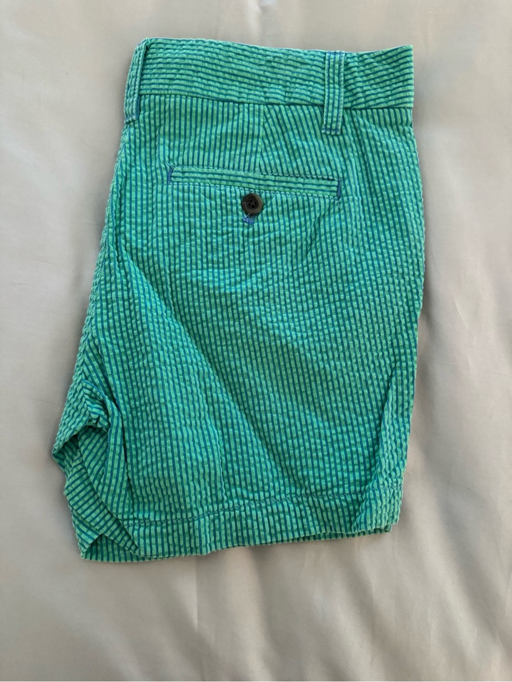 Women’s Green & blue Striped Seersucker Shorts, size 2